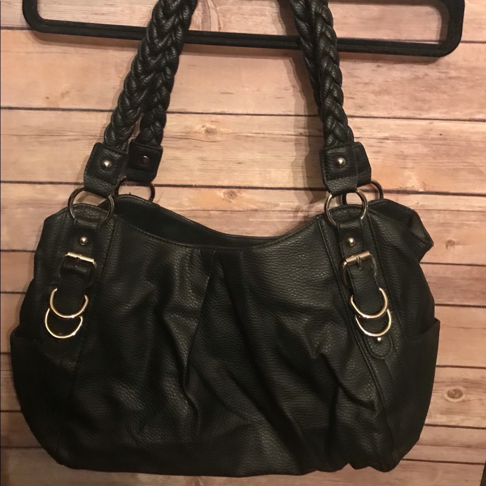Black shoulder bag